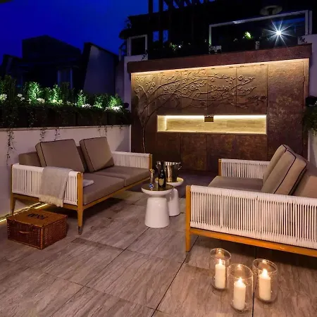 Exquisite 5br With Outdoor Terrace, Mayfair Apartment