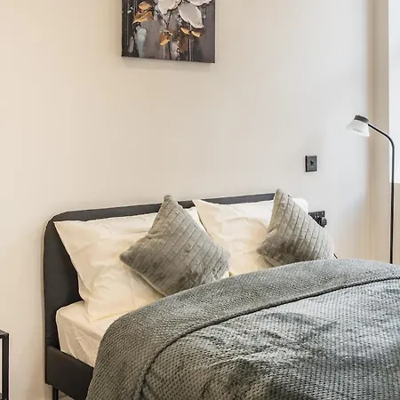 East16 Flat London