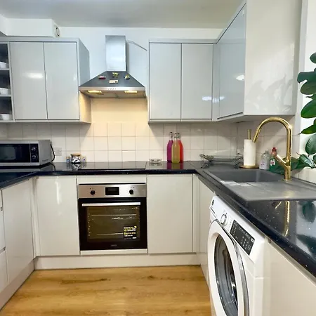 Cute 1 Bedroom Edgware Road