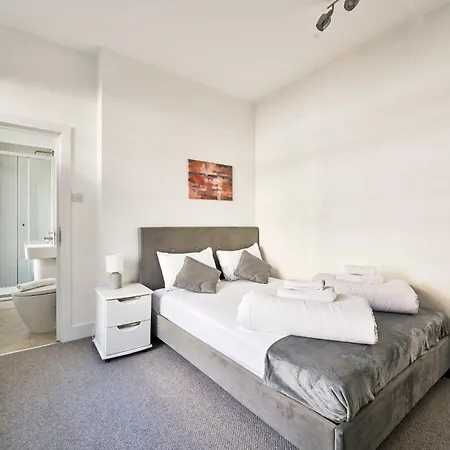 Apartment Farringdon Comfortable 3 Bed London