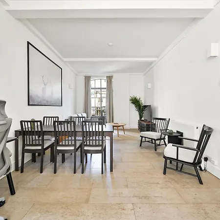 Farringdon Comfortable 2 Bed