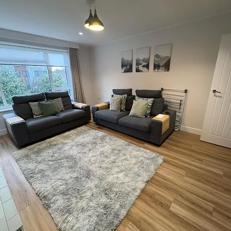 Stylish 2 Bedroom In North Finchley Apartment London