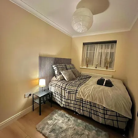 Cosy Stylish With Private Patio And Gym Gear Casa vacanze Barnet