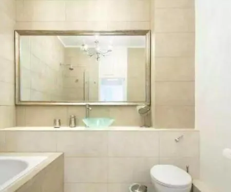 Apartment Amazing 2-bed Flat With Roof Terrace *