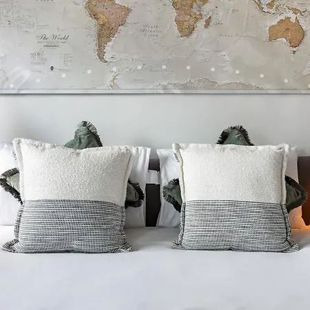 3bed Design Gem In Kensington *