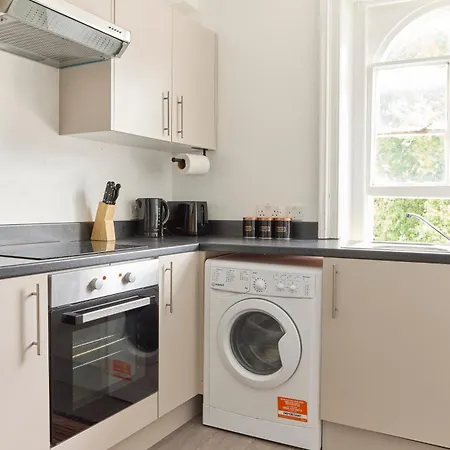 The Notting Hill Oasis Apartment