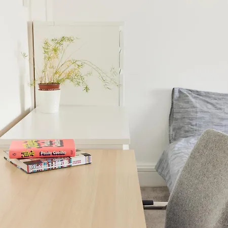 The Notting Hill Oasis Apartment *