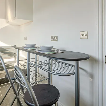 Exquisite Studio, 3mins To Elephant & Castle Tube! Apartment *