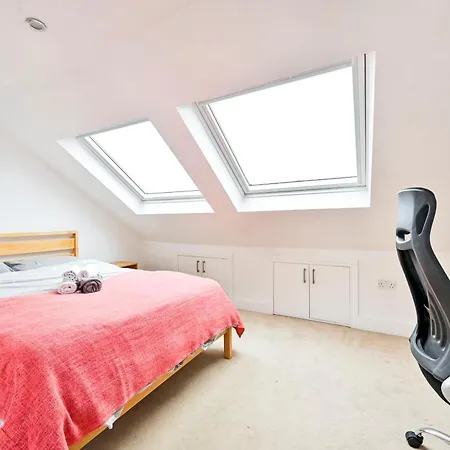 Lovely 4 Bedrooms Entire House In Hammersmith Apartment *
