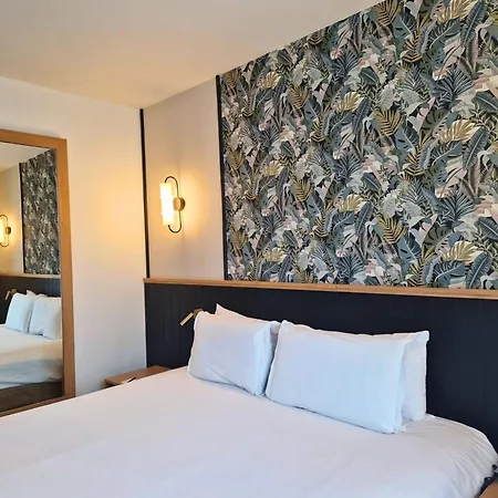H10 Waterloo 4*