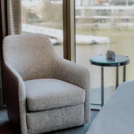 Hyatt Regency Embankment Hotel