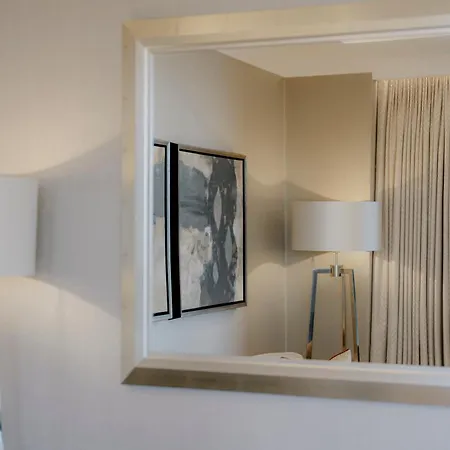 Hyatt Regency Embankment 4*
