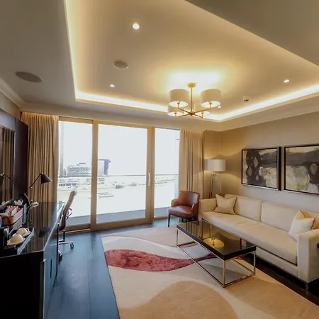Hyatt Regency Embankment Hotel 4*
