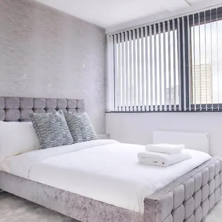 아파트 Incredible 3br Battersea Flat & Spectacular View 런던