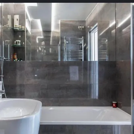 Incredible 3br Battersea Flat & Spectacular View *
