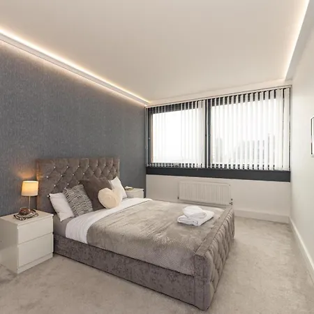 아파트 Incredible 3br Battersea Flat & Spectacular View