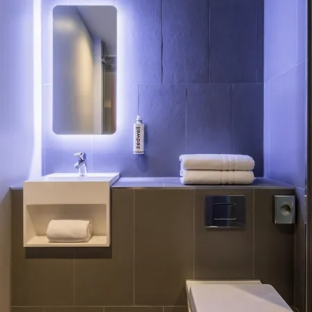 Zedwell Greenwich Hotel London