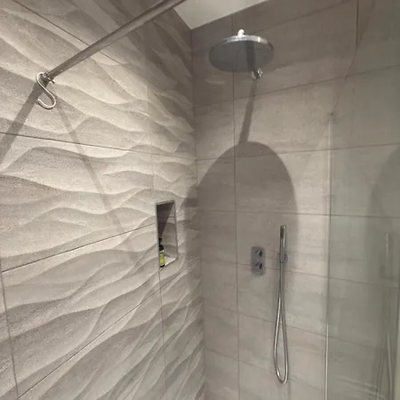 Apartment West Luxury Oasis, Ealing Broadway - Location!!!