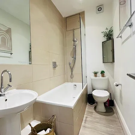 Apartment Stylish Flat Steps From Oxford Street! *
