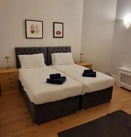 Star Warwick Mansions 3-bed Oasis Apartamento