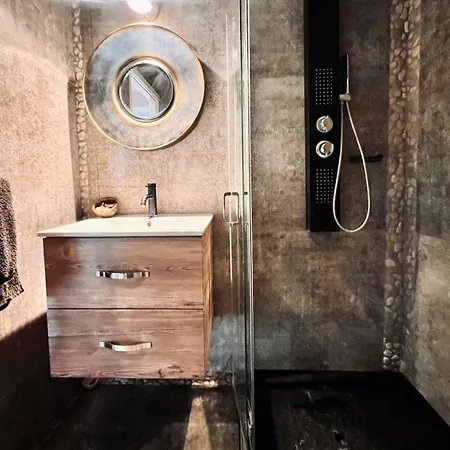 The Ridge - Luxury Designer With Hot Tub And Sauna, Bexley Borough Of Londra