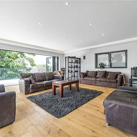 The Ridge - Luxury Designer With Hot Tub And Sauna, Bexley Borough Of Londres