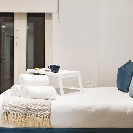 Luxury 3-bed With Private Garden En-suites & Underground Parking Prime Nw6 Location London