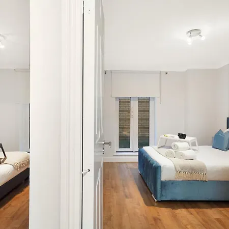 Luxury 3-bed With Private Garden En-suites & Underground Parking Prime Nw6 Location Apartment *