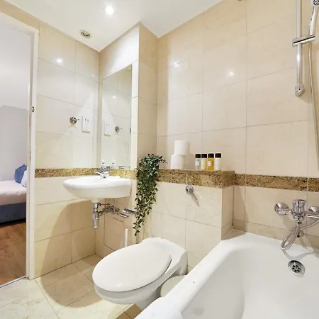 Apartment Luxury 3-bed With Private Garden En-suites & Underground Parking Prime Nw6 Location *