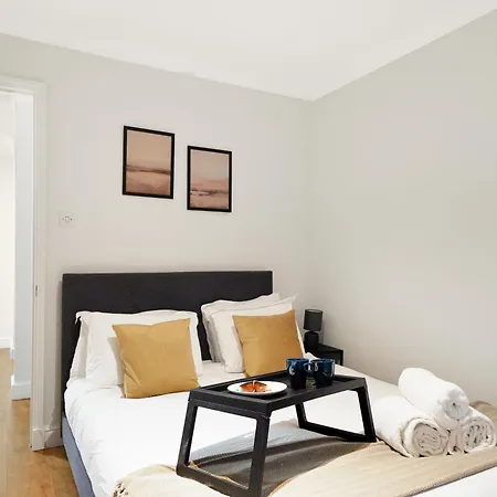 Luxury 3-bed With Private Garden En-suites & Underground Parking Prime Nw6 Location London