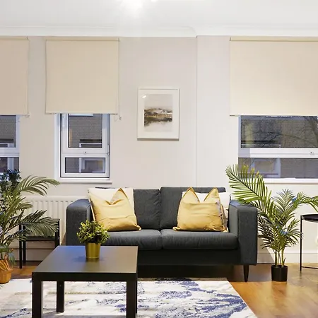 Luxury 3-bed With Private Garden En-suites & Underground Parking Prime Nw6 Location Apartment