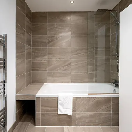 アパート Guestready - A Stylish Haven In ロンドン