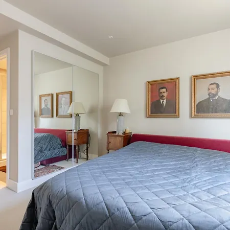 Impeccably Curated 2bd South East London
