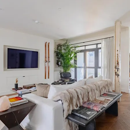 Holiday home Impeccably Curated 2bd South East *