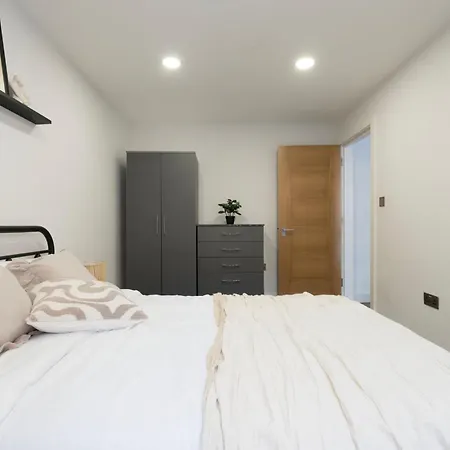 Beautiful Olive House * London