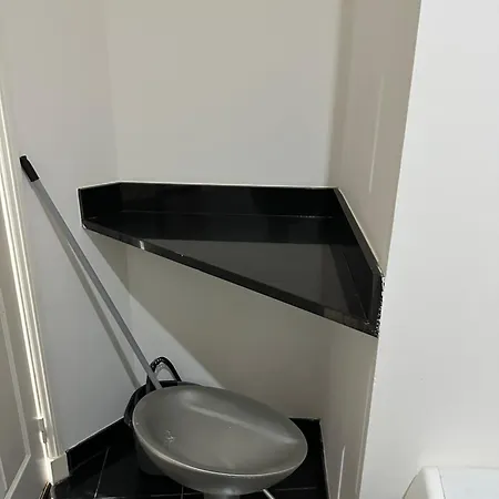 Modern 1 Bed Flat In Maida Vale * London