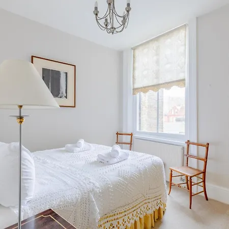 Apartment Vintage 1bd Flat 5 Mins From Earls Court Station *
