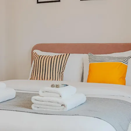 Apartamento Spacious 2br With Balcony In Camberwell