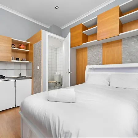 Kensington Modern *