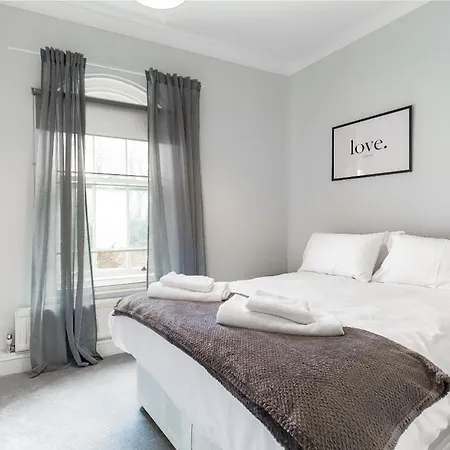 Apartment Charming 2 Bedroom In The Heart Of Chelsea *