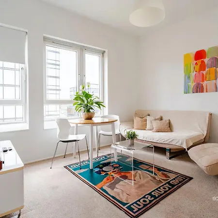 Apartment Rooftop By Keyhol Holidays London