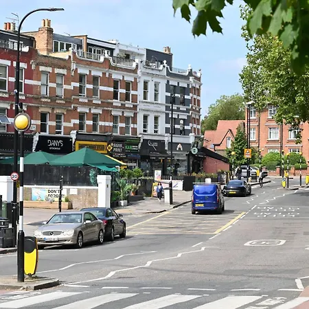 Apartment West Hampstead London