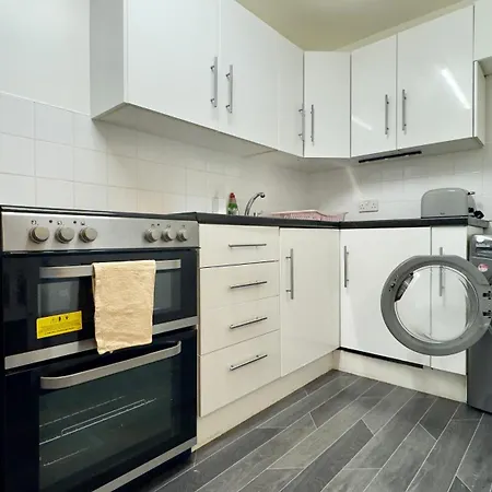 Little Gem Apartment *