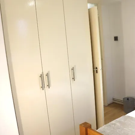Apartment 2-bedroom Apartment- Bermondsey *