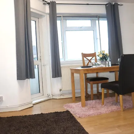 Apartment 2-bedroom Apartment- Bermondsey *