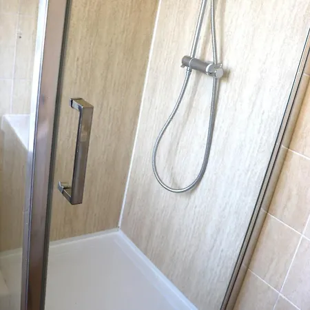 Apartment 2-bedroom Apartment- Bermondsey