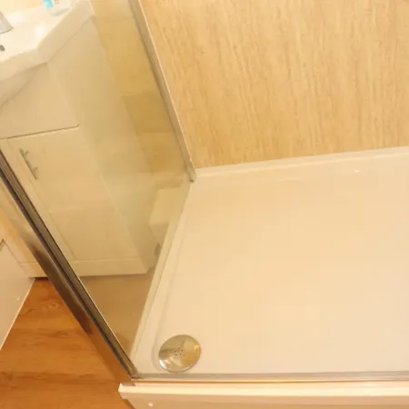 2-bedroom Apartment- Bermondsey London