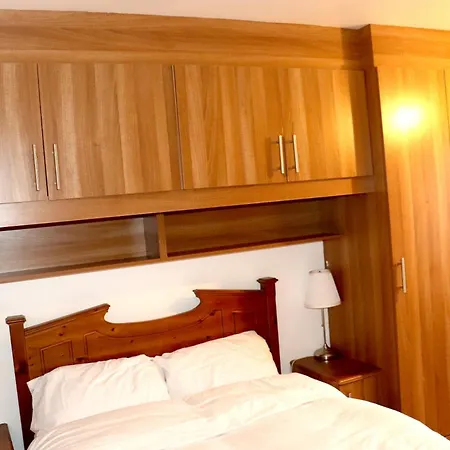 2-bedroom Apartment- Bermondsey Apartment *