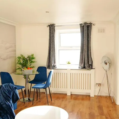 Ctl London- 10 Mins Hyde Park Apartment *