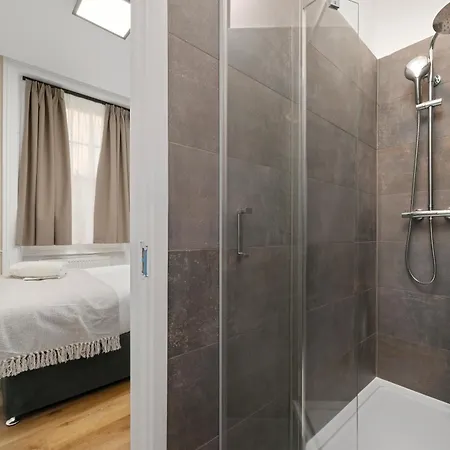 Fitzrovia Modern *